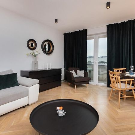 Superior Apartment With Balcony & Parking Gdansk By Noclegi Renters Prestige מראה חיצוני תמונה