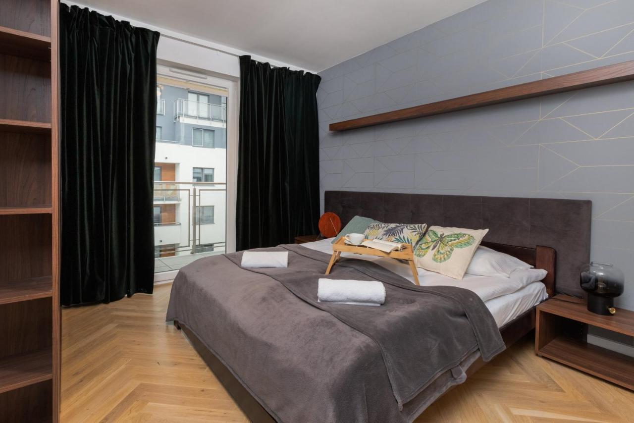 Superior Apartment With Balcony & Parking Gdansk By Noclegi Renters Prestige מראה חיצוני תמונה