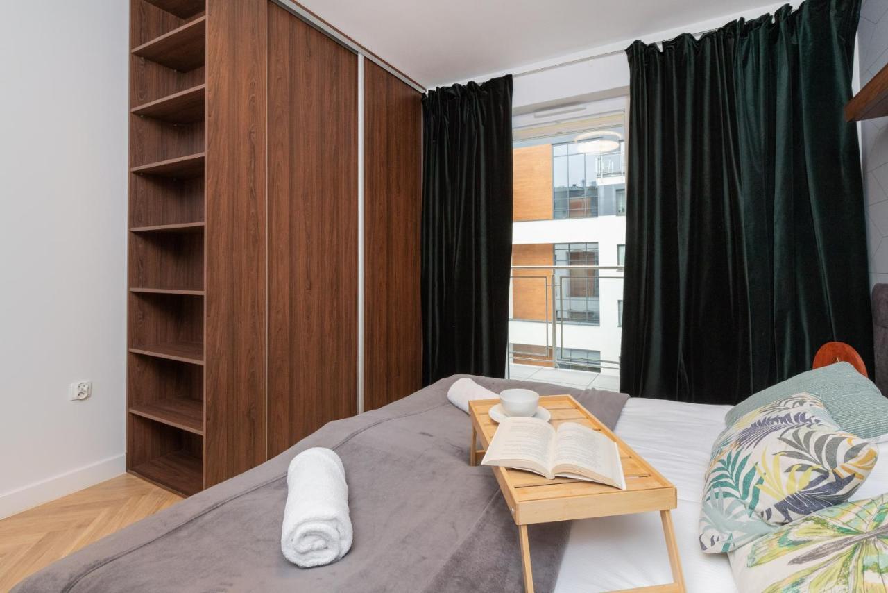 Superior Apartment With Balcony & Parking Gdansk By Noclegi Renters Prestige מראה חיצוני תמונה